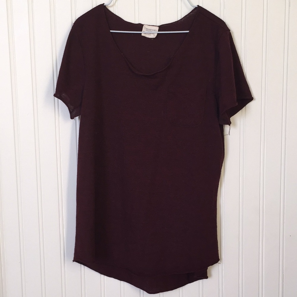 Full Tilt maroon tee with pocket